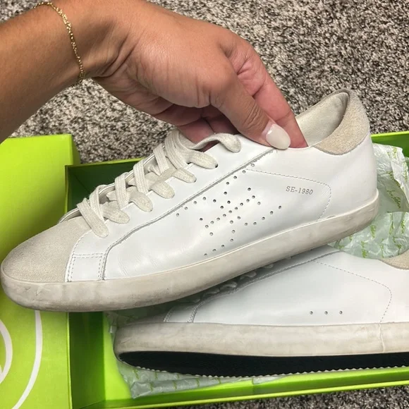 Sam Edelman Sneaker - Picture 3 of 6